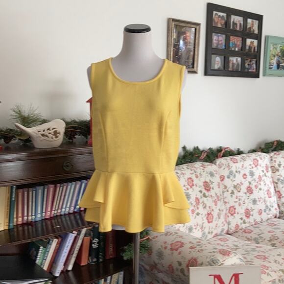 Thalia Sodi Yellow Stretch Peplum Pullover Top, Size L - Picture 1 of 5